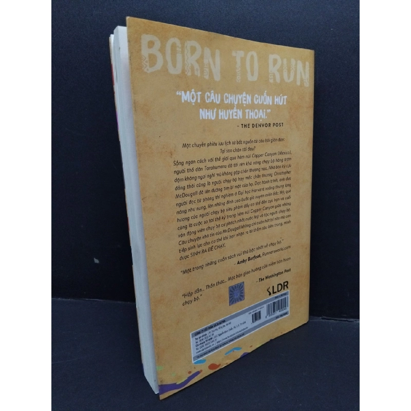 Sinh ra để chạy mới 90% ố nhẹ cong nhẹ góc 2018 HCM1710 Christopher Mcdougall KỸ NĂNG 917767