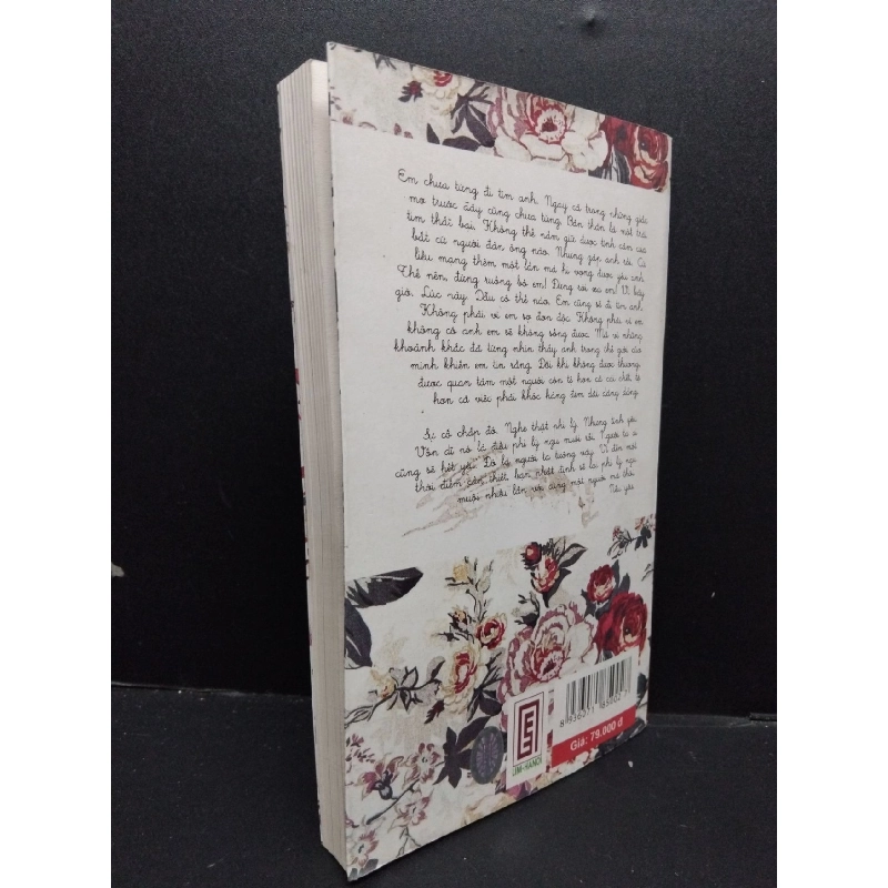 Tình yêu là không ai muốn bỏ đi Phan Ý Yên mới 80% ố nhẹ 2013 HCM.ASB0609 917133