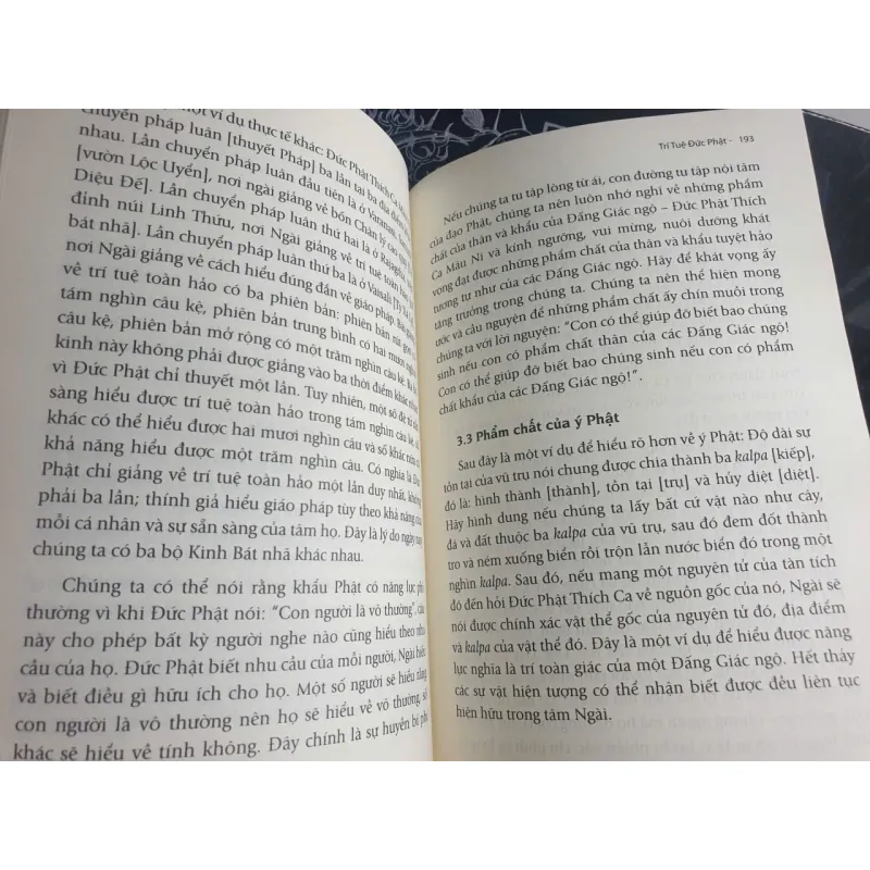 Sách Tứ tuệ Đức Phật - Lama Tham Thảo Rinpoche mới 90% 717730