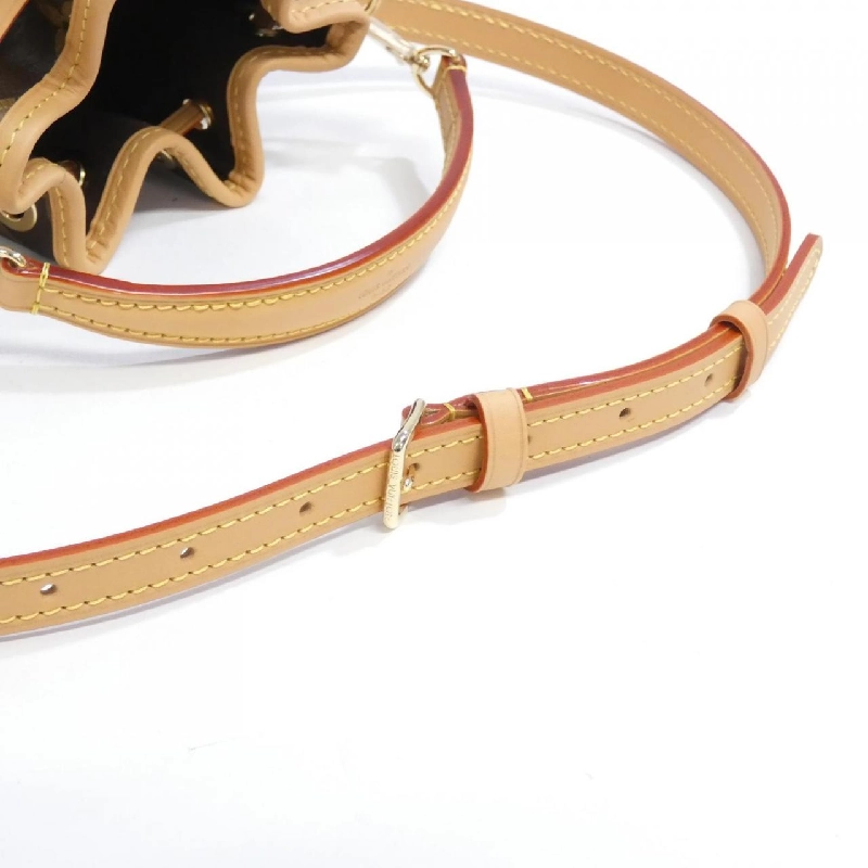 Túi đeo vai Louis Vuitton Monogram Nano Noé M81266 609433