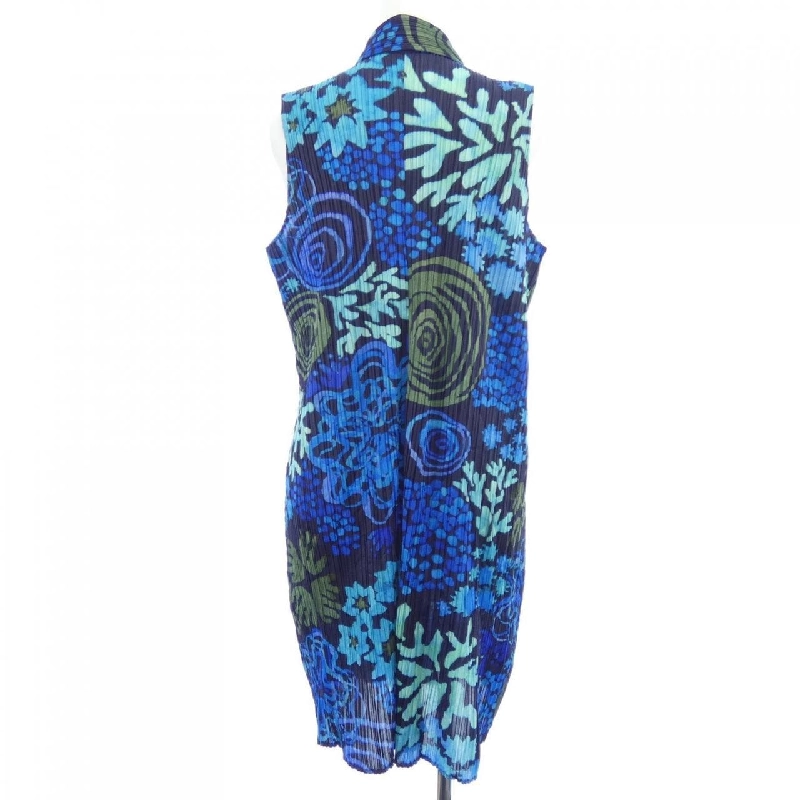 Pleats Please PLEATS PLEASE PP23-JT524 7567062 Áo gile 631363