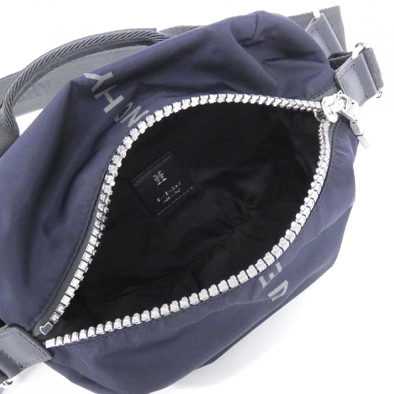 Túi đeo vai Givenchy - Hàng hiệu Authentic 767774