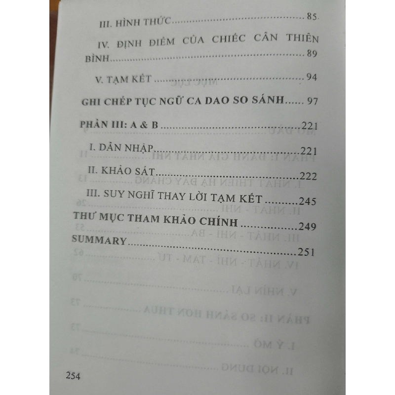 Đôi điều suy nghĩ về ca dao  - 2016 - 255 trang - Bìa cứng Sách văn học ANTQ3101 789881