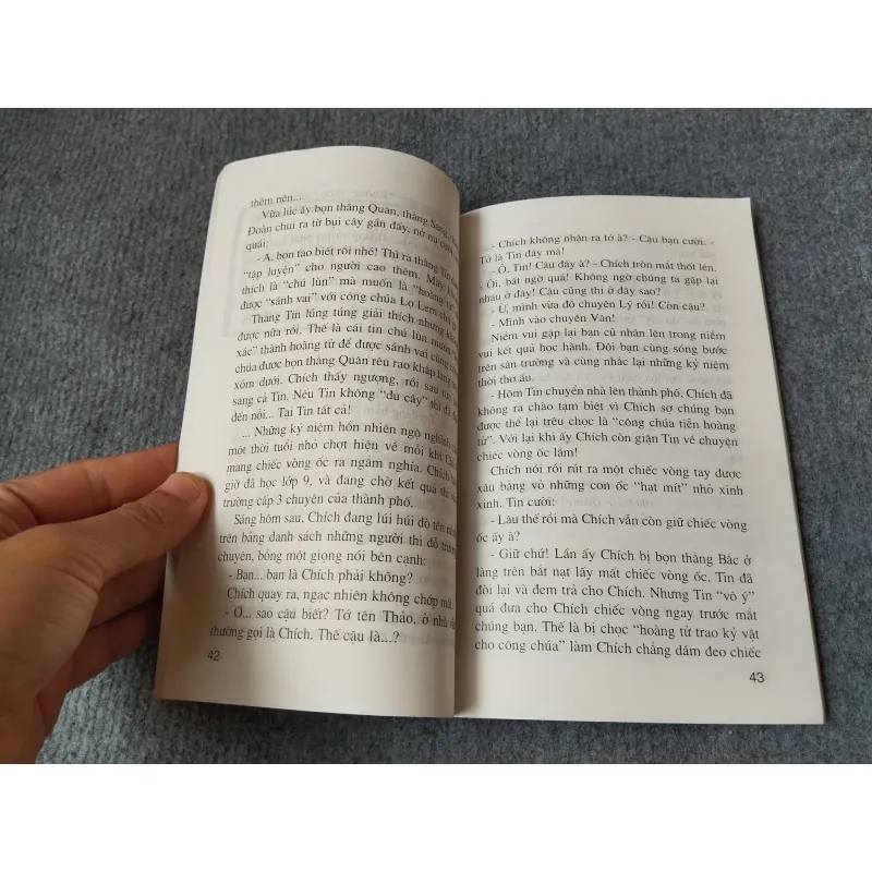 "VƯƠNG MIỆN" CHO AI? SÁNG TÁC TUỔI HỒNG 719825