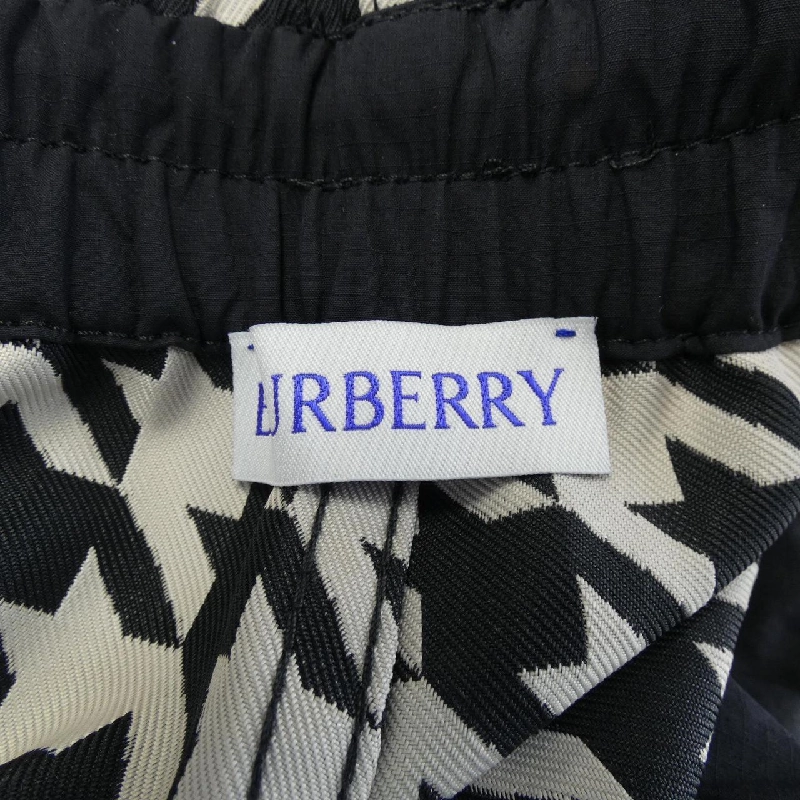 Quần BURBERRY - Hàng hiệu Chính hãng 900409