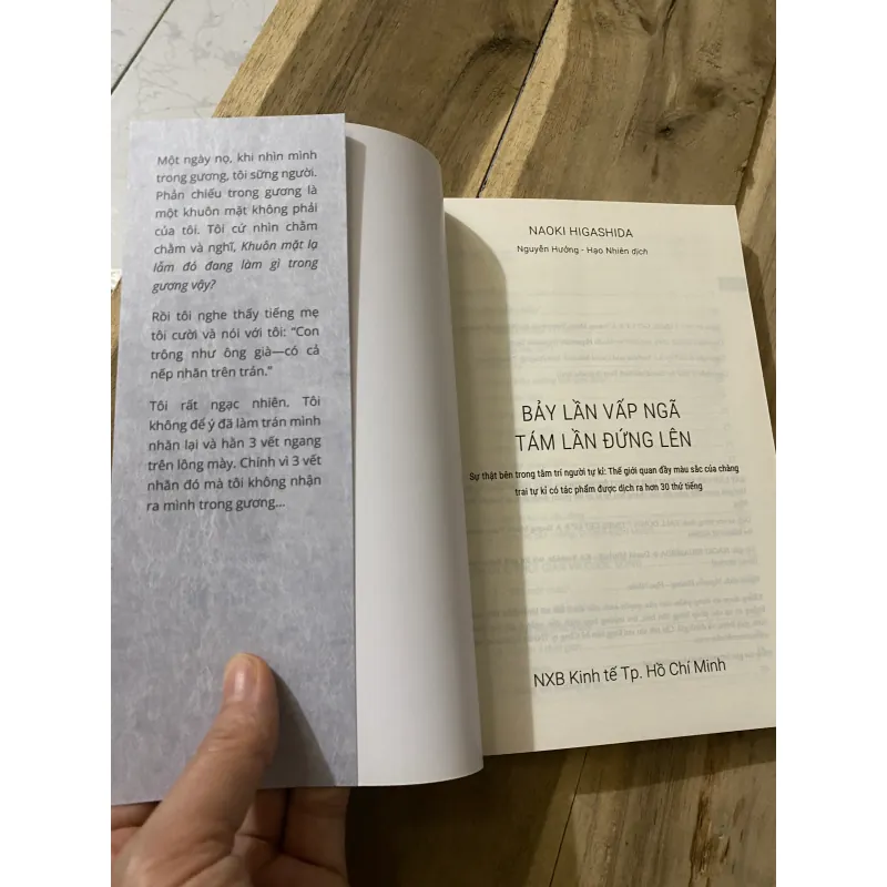 BẢY LẦN VẤP NGÃ TÁM LẦN ĐỨNG LÊN  1004692