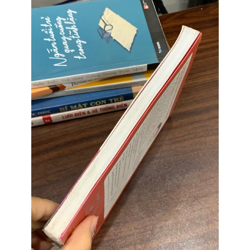 Thánh kinh dưỡng da – Chizu Saeki (Skybooks) 561275