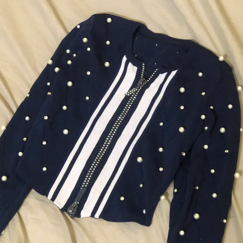 áo dài tay đính đá, trân châu 995450