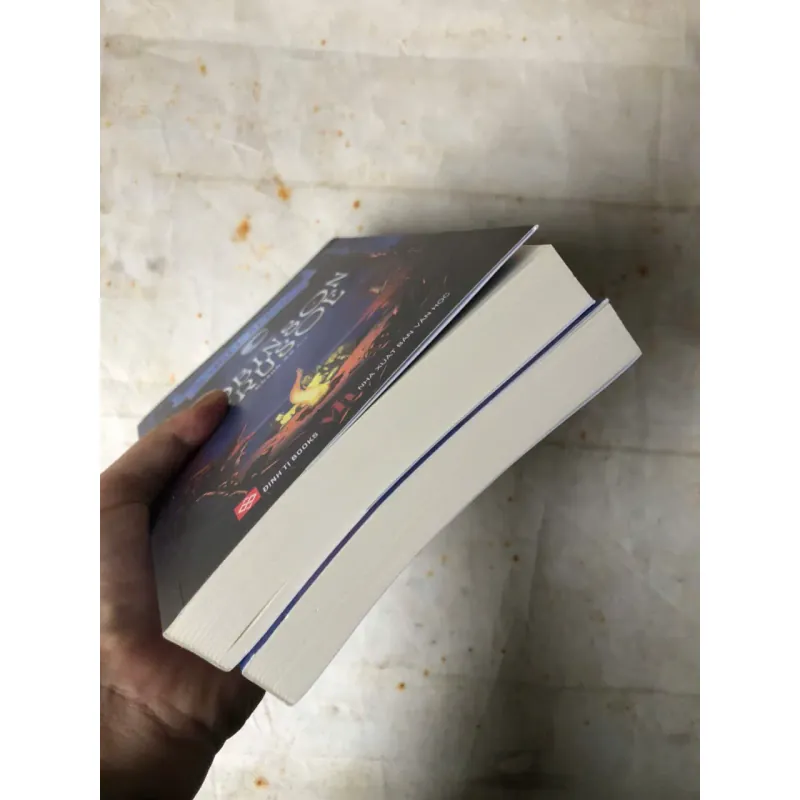 Trọn bộ 2 tập Robinson Crusoe - Daniel Defoe 736283