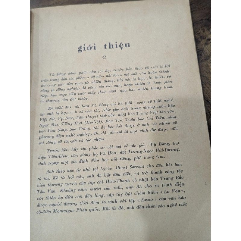 Bốn mươi năm nói láo - Vũ Bằng 995714