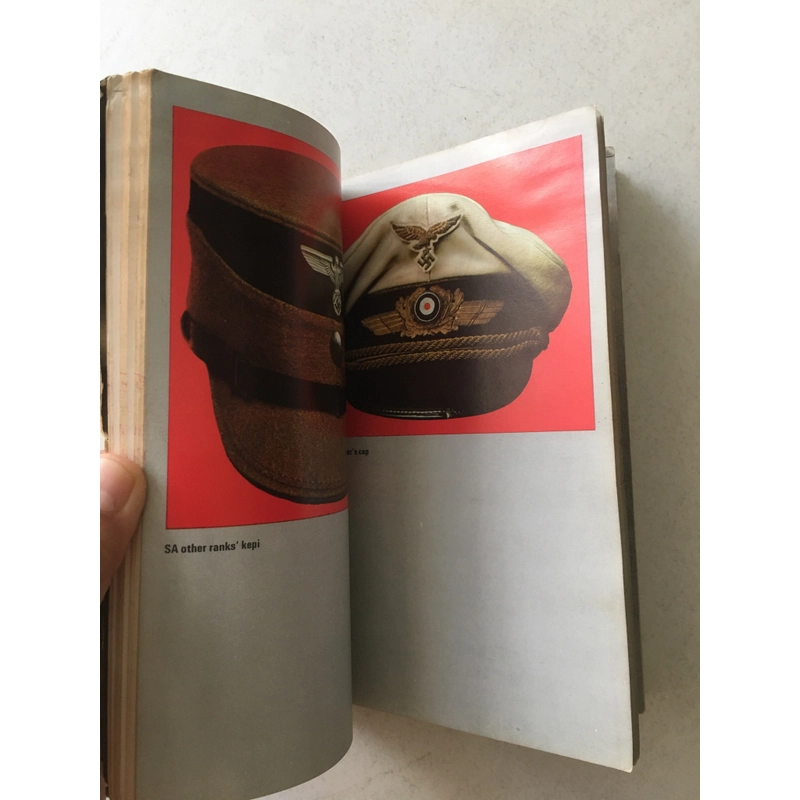 Nazi regalia - Hướng dẫn minh họa về thiết bị quân sự phát xít Đức  545455