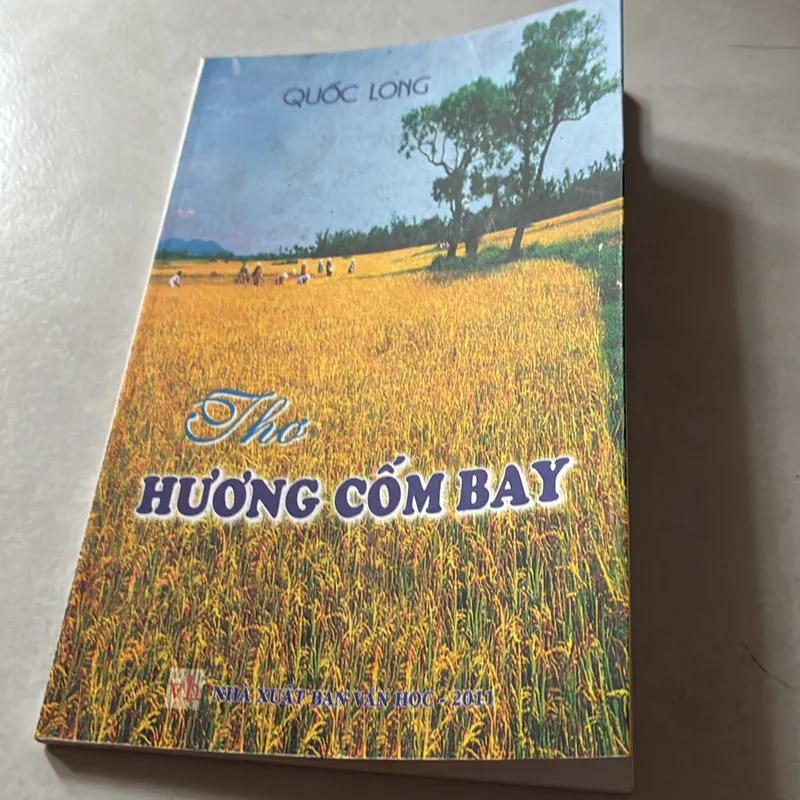 Hương Cốm Bay  738505