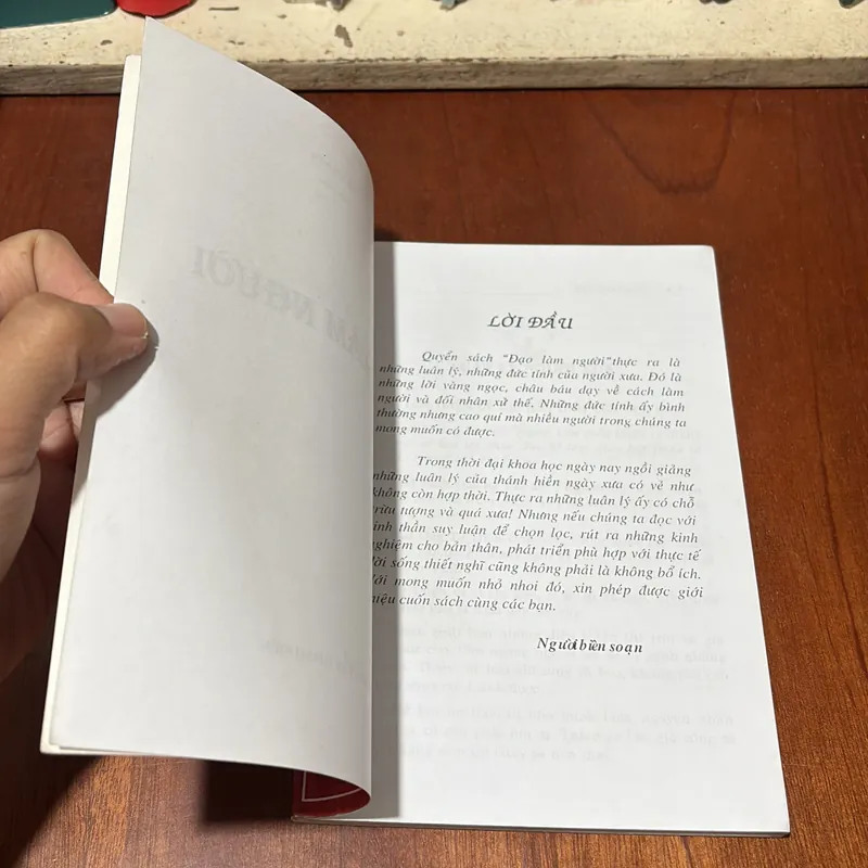 II Sách Kỹ Năng: Đạo Làm Người - Hà Thuyên - 2008 723296
