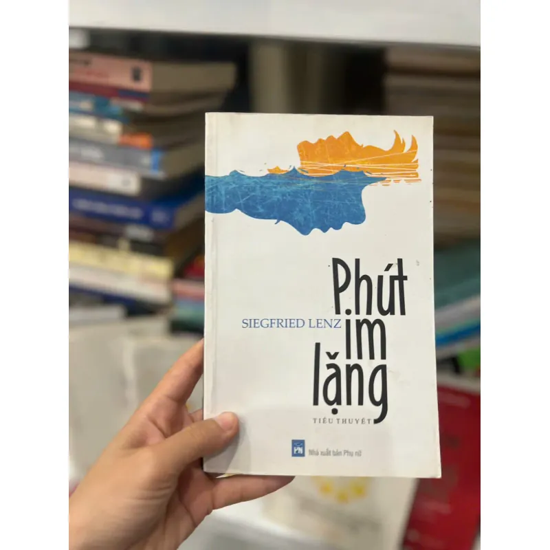Phút Im Lặng 561680