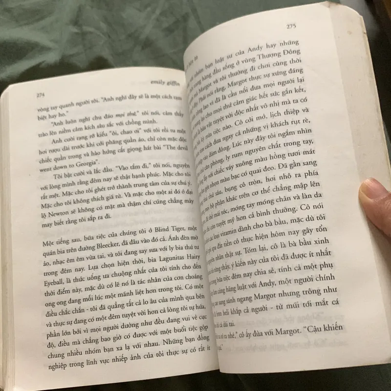 Tiểu thuyết Yêu người ở bên ta - Emily Giffin  757856