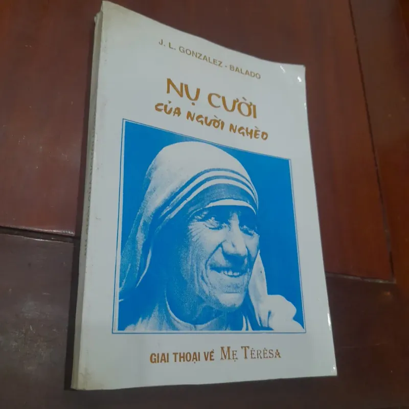 NỤ CƯỜI CỦA NGƯỜI NGHÈO (giai thoại về Mẹ Têrêsa) 756262