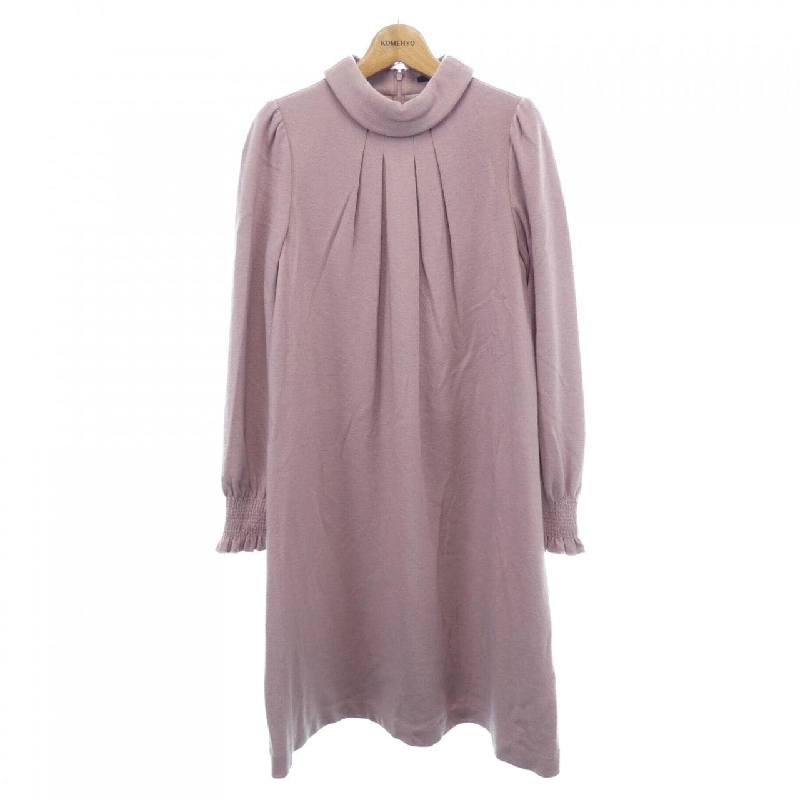 Để trở nên thanh lịch TO BE CHIC Váy 653591