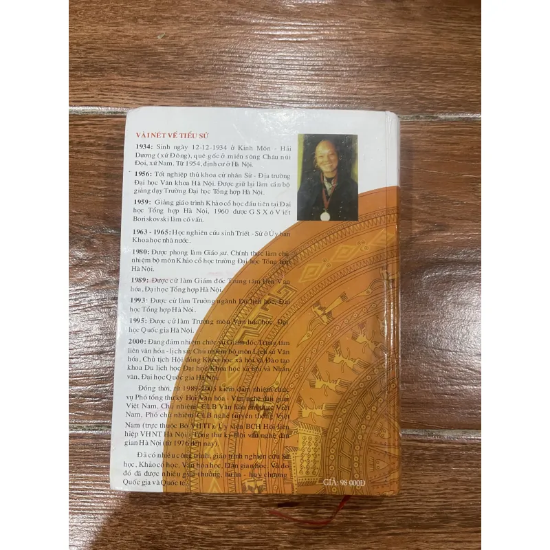 VĂN HÓA VIỆT NAM TÌM TÒI VÀ SUY NGẪM - TRẦN QUỐC (10) 1000707