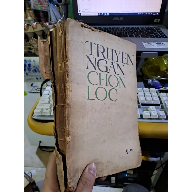 Truyện ngắn chọn lọc 1945-1975 mới 70% ố rách gáy Văn học Việt Nam HCM1709 559953