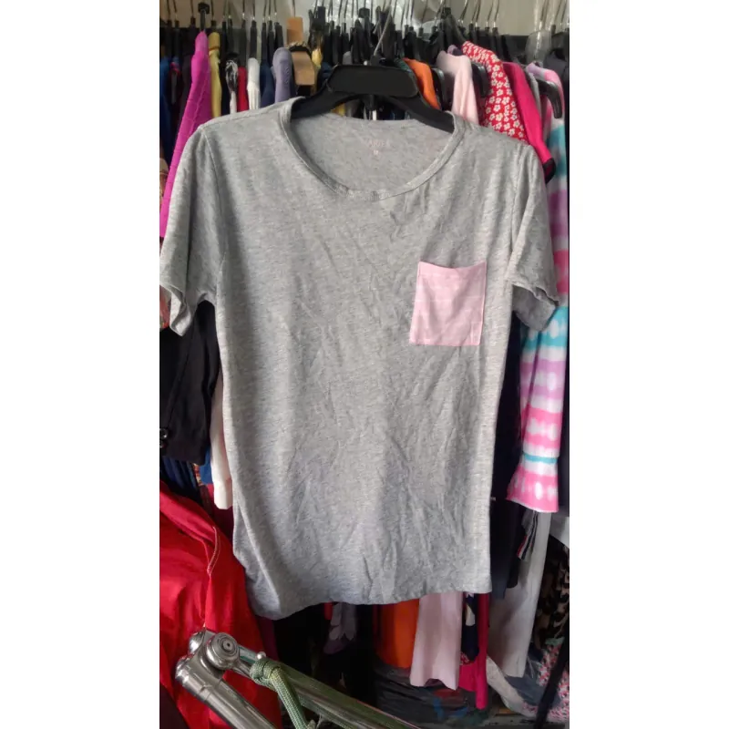 Áo thun mặc mùa hè 998546
