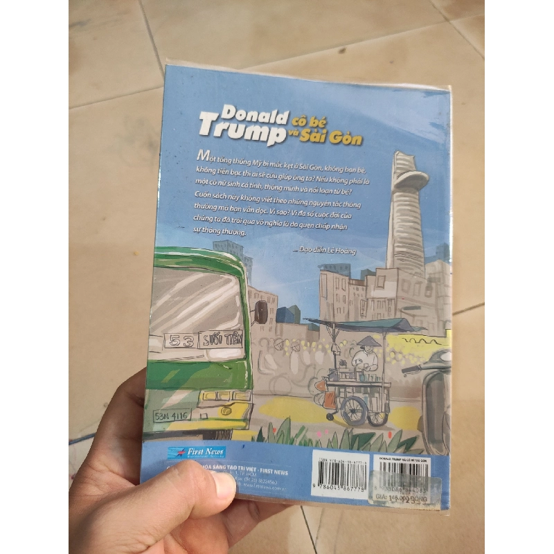 Donald Trump và cô bé Sài Gòn - Lê Hoàng mới 80% HCM01/03 910039