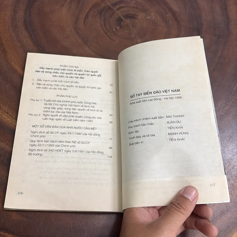 II Lịch Sử, Địa Lý: Sổ Tay Biển Đảo Việt Nam - 1996 1008425