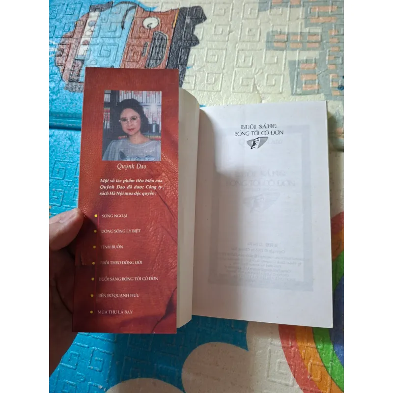 Buổi Sáng Bóng Tối Cô Đơn 932547