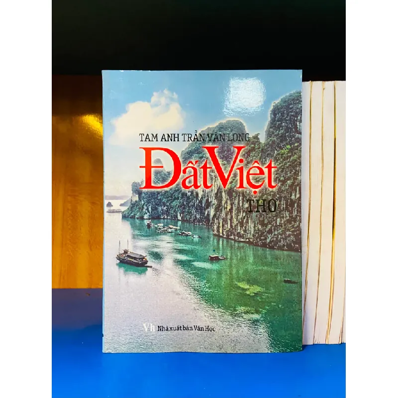 Đất Việt 554360