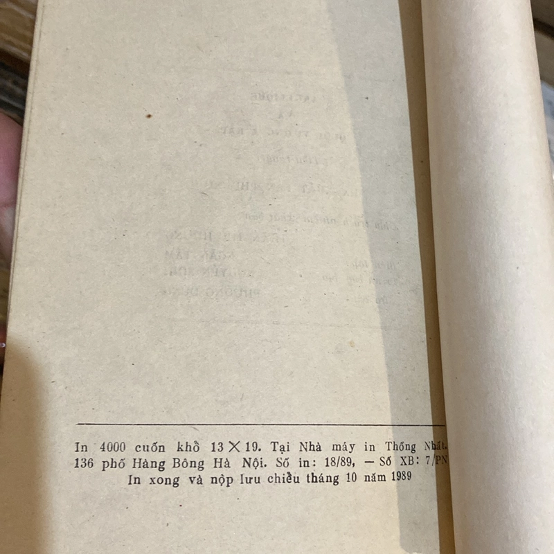 TÌNH SỬ ANGELIQUE VÀ VƯƠNG QUỐC Ả RẬP, TẬP 1 (1989) 470906