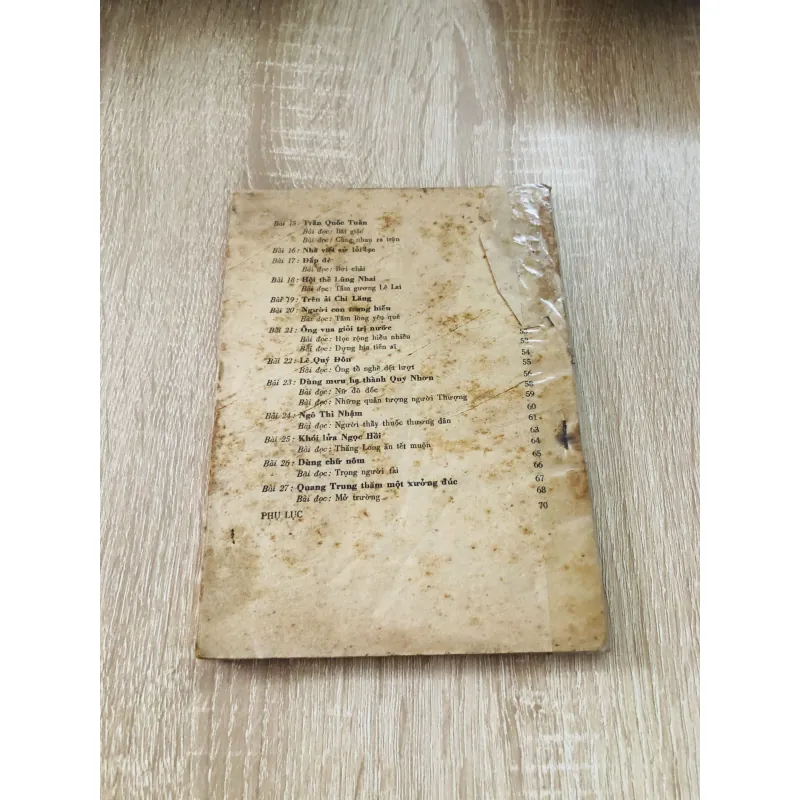 TRUYỆN KỂ LỊCH SỬ 4 1019078