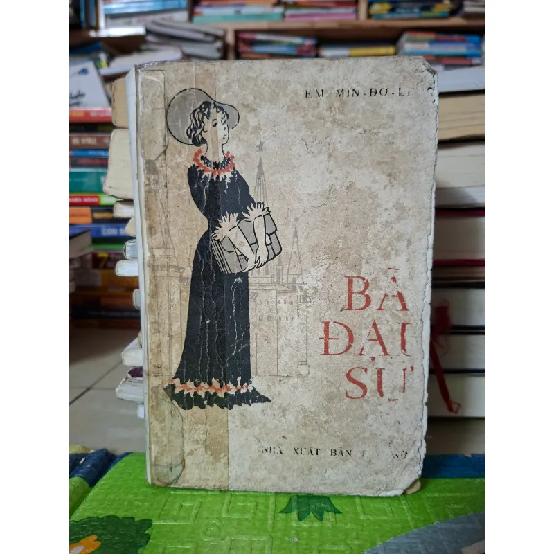 Bà Đại Sứ (1977) 795936