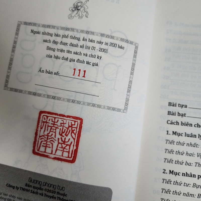 Gương phong tục bản số 111 có hộp  416214