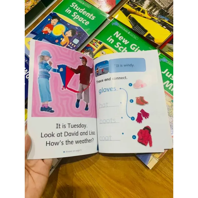 DOLPHIN READER - BỘ 35 QUYỂN 5 LEVEL 737796