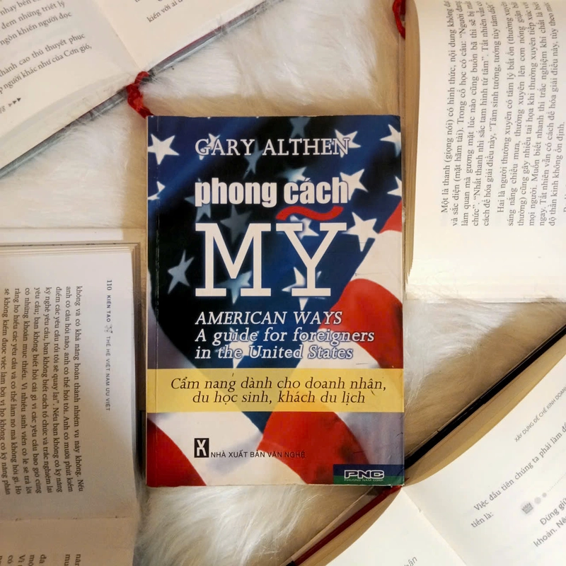 Phong cách Mỹ - Gary Althen 501919