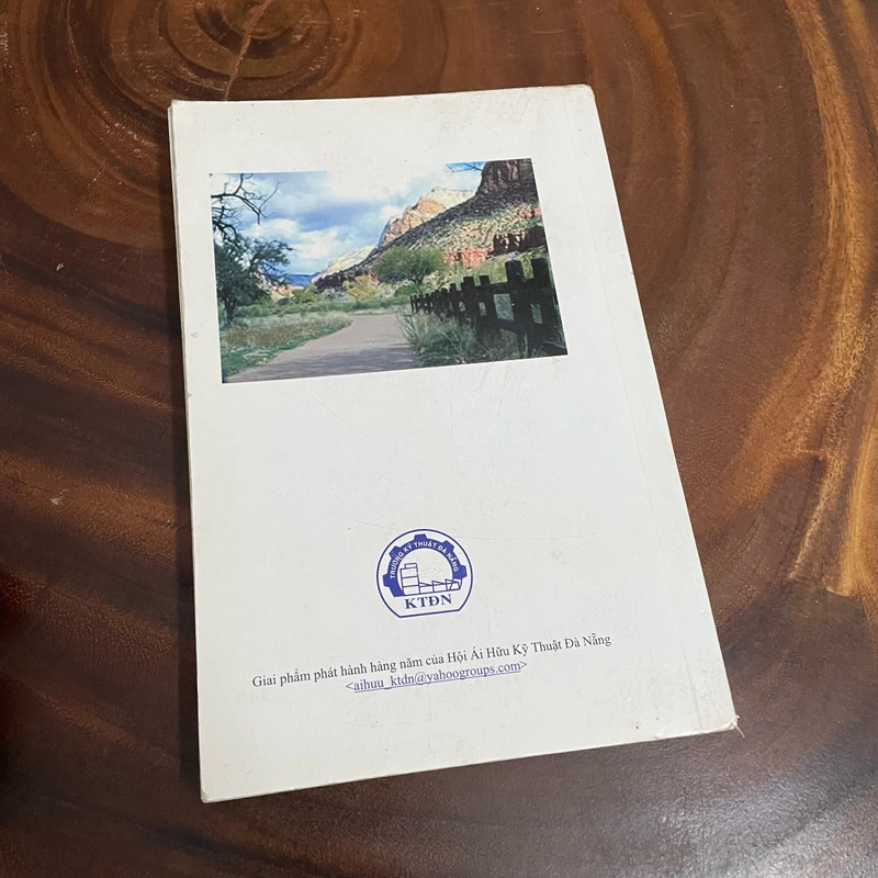 II Tựa sách: Xanh Hoài Niệm _ Kỹ Thuật Đà Nẵng - Số 5.2014 463278