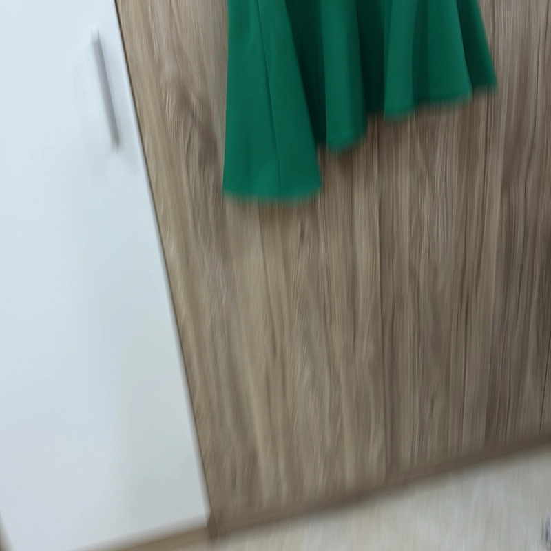 Đầm xanh đi tiệc 477741