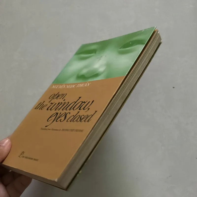 Open the window, eyes closed - Nguyễn Ngọc Thuần (t01) 750628