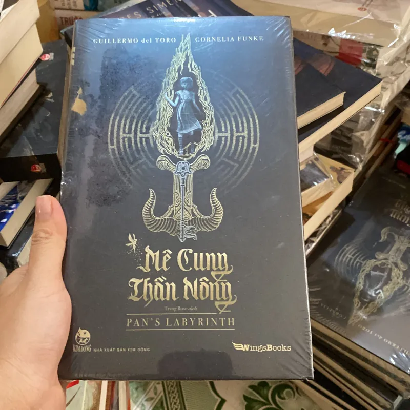 Mê Cung Thần Nông (tựa gốc: Pan's Labyrinthine  998943