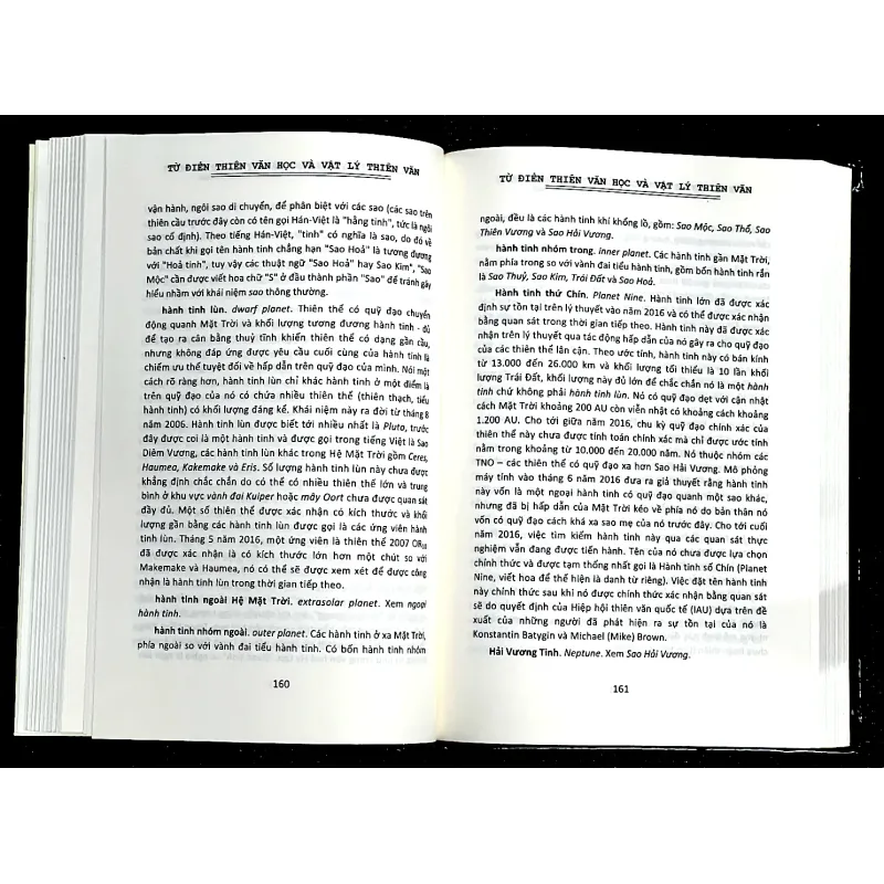 TỪ ĐIỂN THIÊN VĂN HỌC VÀ VẬT LÝ THIÊN VĂN 1013586