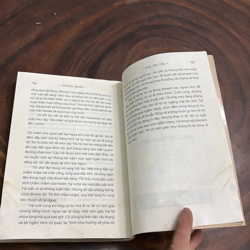 [Có Vết Ẩm Đã Khô] - II John Yêu Dấu - NICHOLAS SPARKS - 2011 977275