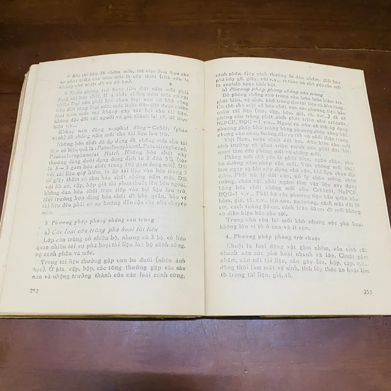 Công tác lưu trữ Việt Nam  606013