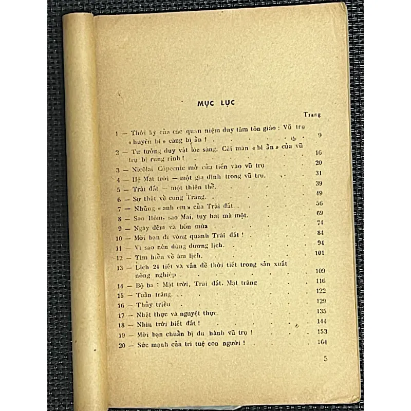 VŨ TRỤ VÀ ĐỜI SỐNG - PHẠM VIẾT TRINH 1027720