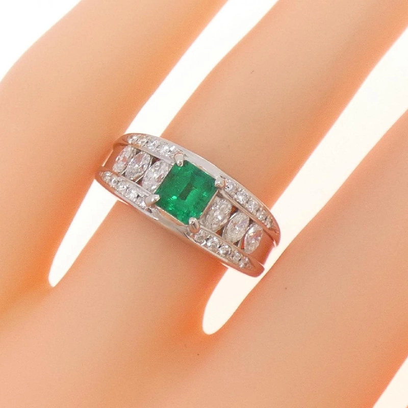 Nhẫn Emerald PT900 0.59CT - Hàng hiệu Chính hãng 856090