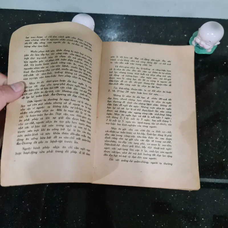 Sách Tuyệt Thực Đi Về Đâu? ( Bản sách gốc in 1971 ) 558838
