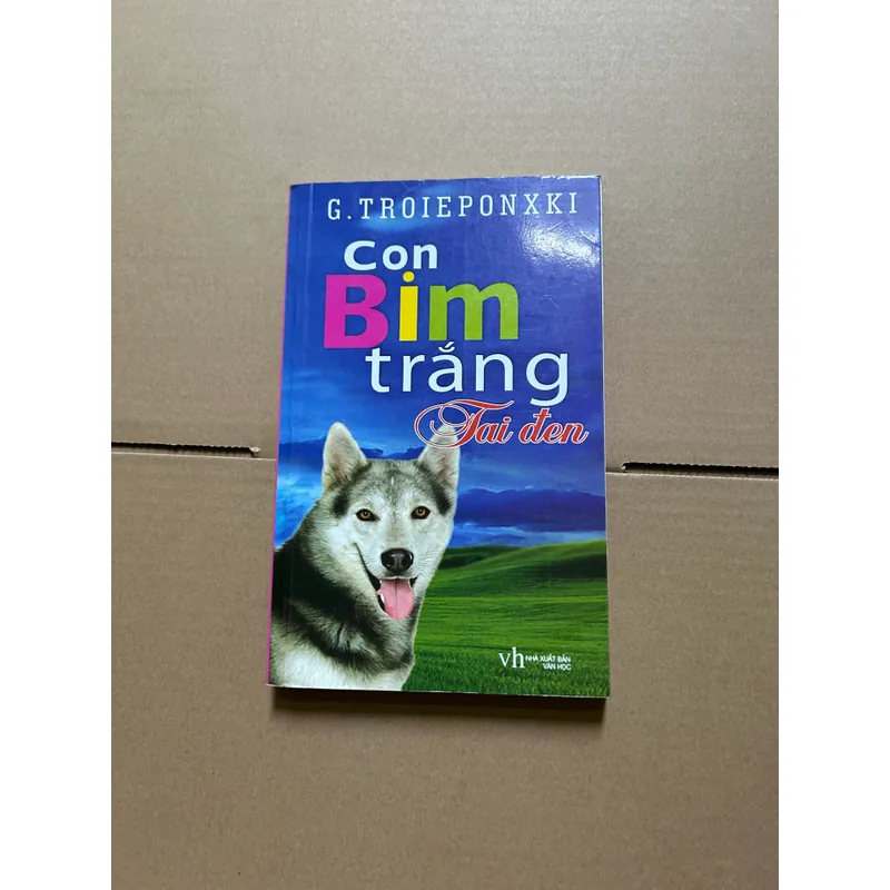 Con bim trắng tai đen 734281