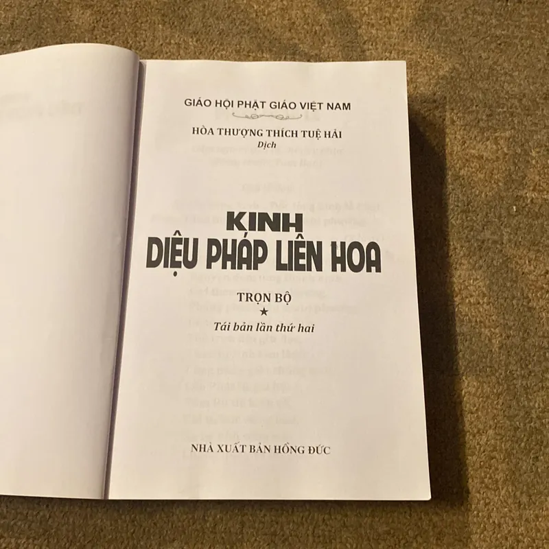 Kinh Diệu Pháp Liên Hoa- Dịch Giả: HT. Thích Tuệ Hải 689175
