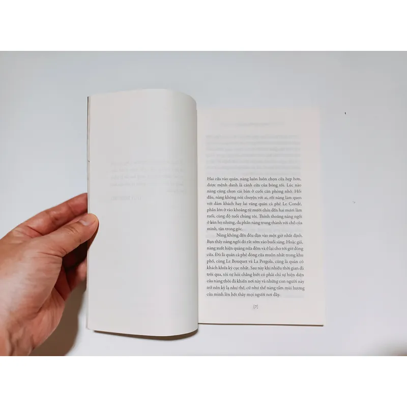 Ở Quán Cà Phê Của Tuổi Trẻ Lạc Lối - Patrick Modiano 735493