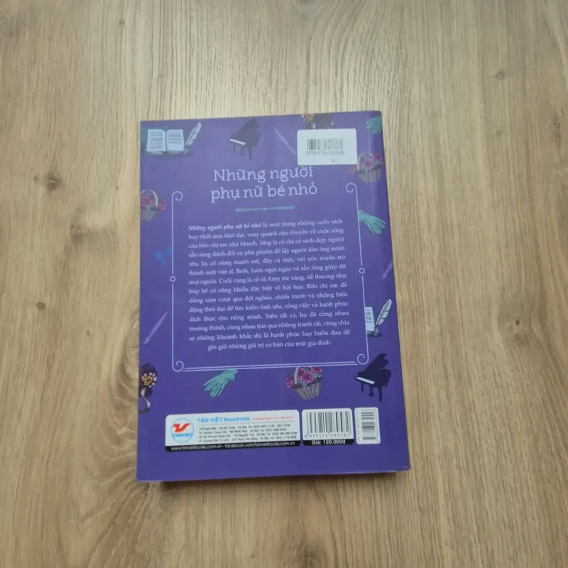 Sách "Những người phụ nữ bé nhỏ" 713453