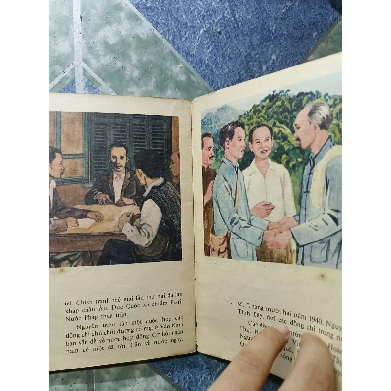 Tranh truyện lịch sử Việt Nam - Bác Hồ sống mãi ( Đường trở về) 998498