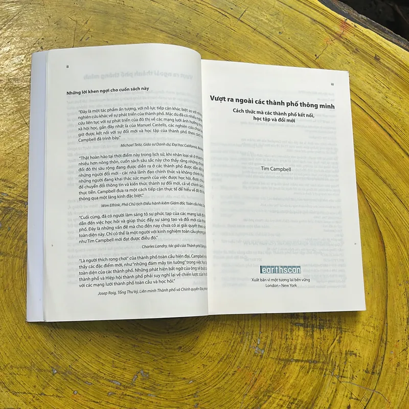 VƯỢT RA NGOÀI CÁC THÀNH PHỐ THÔNG MINH- TIM CAMPBELL 674344